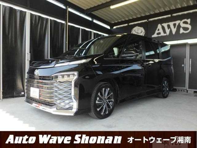 2022 Toyota Voxy