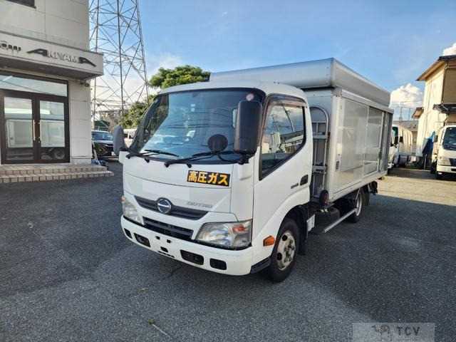 2014 Hino Dutro