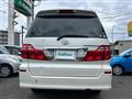 2005 Toyota Alphard V