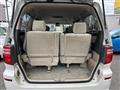 2005 Toyota Alphard V