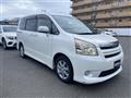 2008 Toyota Noah