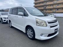 2008 Toyota Noah