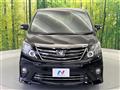 2013 Toyota Alphard