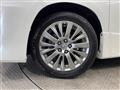 2014 Toyota Alphard