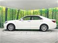 2013 Toyota Crown Hybrid