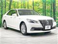 2013 Toyota Crown Hybrid