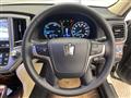 2015 Toyota Crown Hybrid
