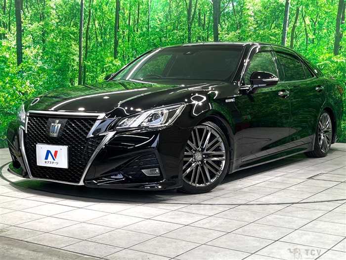 2017 Toyota Crown Hybrid