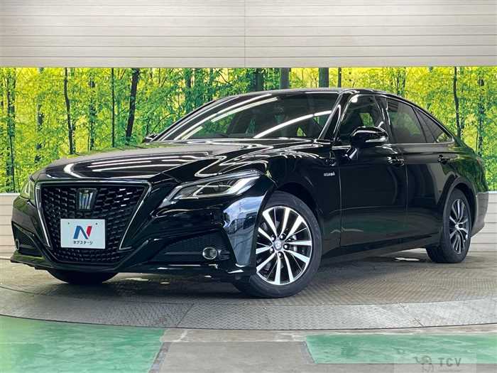 2019 Toyota Crown Hybrid