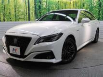 2020 Toyota Crown Hybrid
