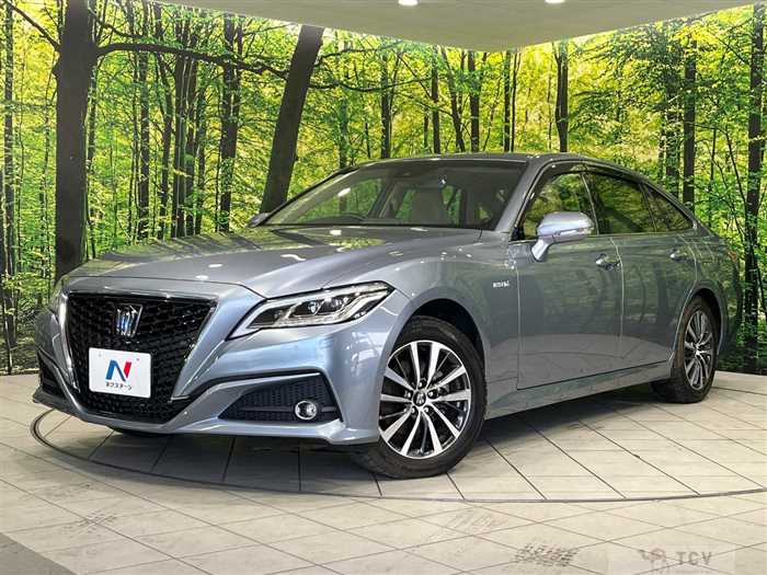 2018 Toyota Crown Hybrid
