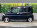 2011 Daihatsu Tanto