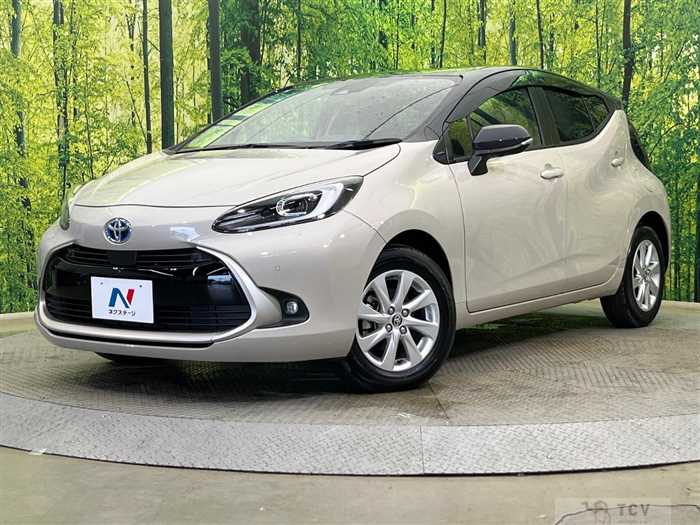 2025 Toyota AQUA