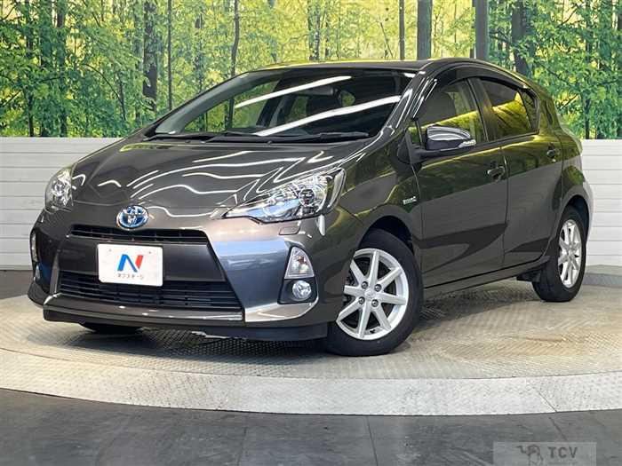 2013 Toyota AQUA