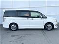 2014 Honda Step WGN