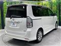 2010 Toyota Voxy