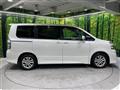 2010 Toyota Voxy