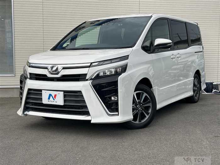 2017 Toyota Voxy