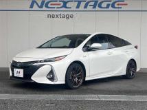 2017 Toyota Prius PHV