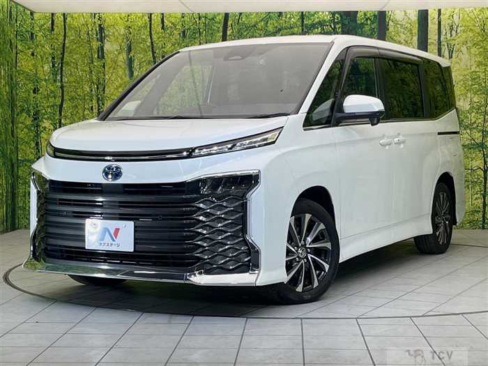 2024 Toyota Voxy