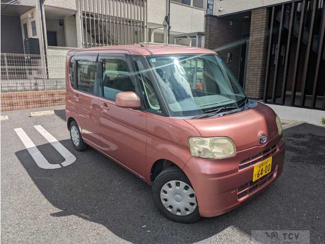 2010 Daihatsu Tanto