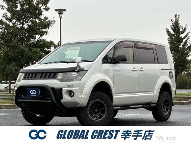 2016 Mitsubishi Delica D5