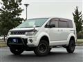 2016 Mitsubishi Delica D5