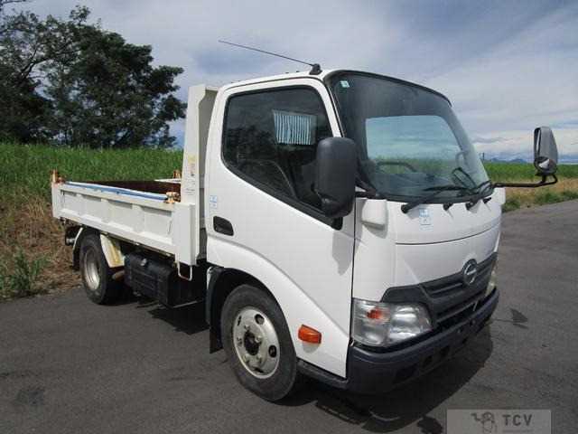2012 Hino Dutro