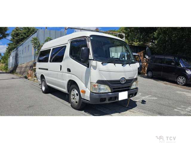 2012 Toyota Toyoace Root Van
