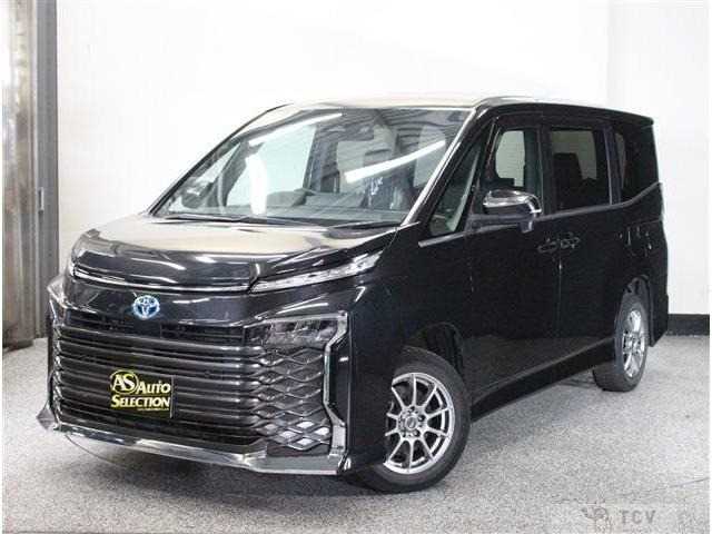 2023 Toyota Voxy