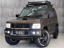 2004 Mitsubishi Pajero Mini