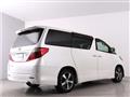 2013 Toyota Alphard G