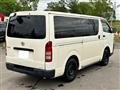 2005 Toyota Hiace Van