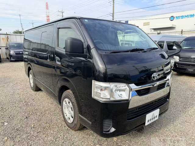 2022 Toyota Hiace Van