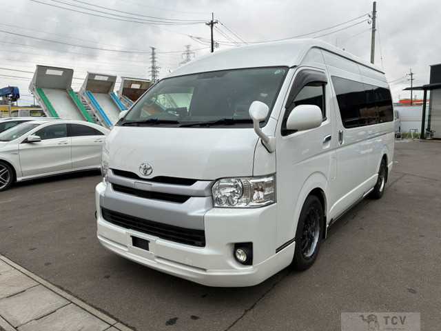 2019 Toyota Hiace Commuter