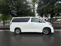 2010 Toyota Vellfire