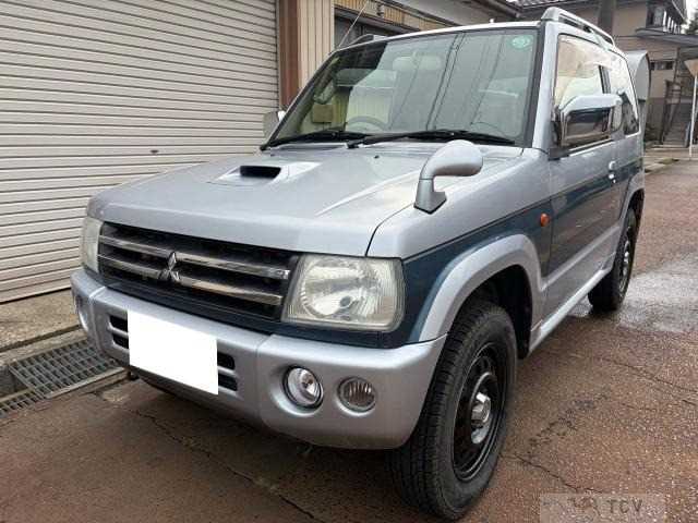 2006 Mitsubishi Pajero Mini