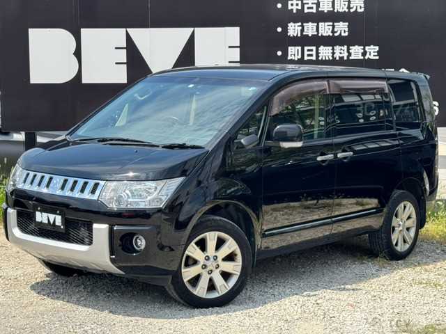 2015 Mitsubishi Delica D5