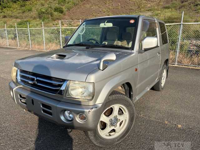 2004 Mitsubishi Pajero Mini