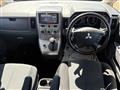 2013 Mitsubishi Delica D5