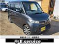 2011 Nissan ROOX