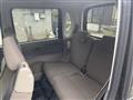 2012 Daihatsu Tanto