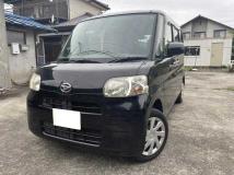 2012 Daihatsu Tanto