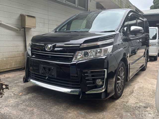 2016 Toyota Voxy