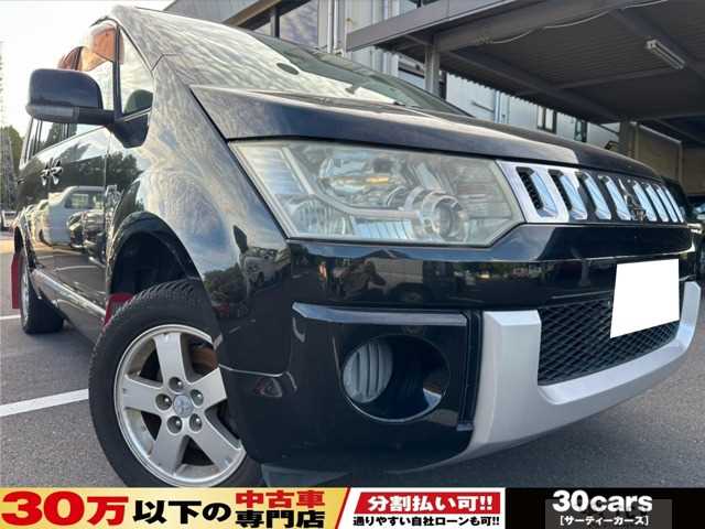2009 Mitsubishi Delica D5