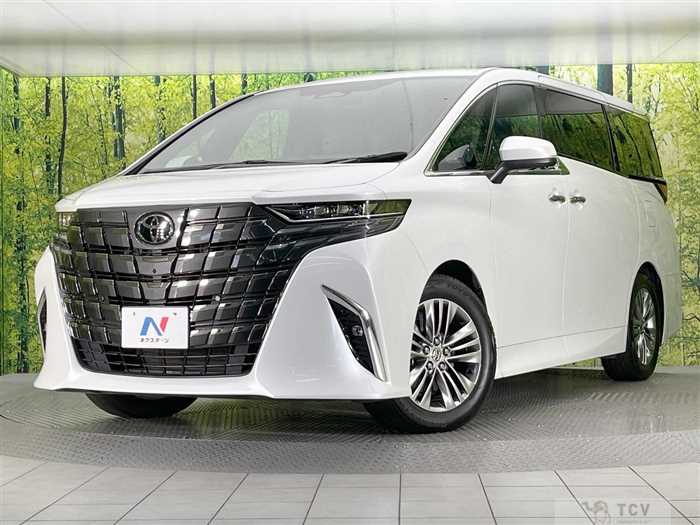2023 Toyota Alphard Hybrid