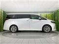 2023 Toyota Alphard Hybrid