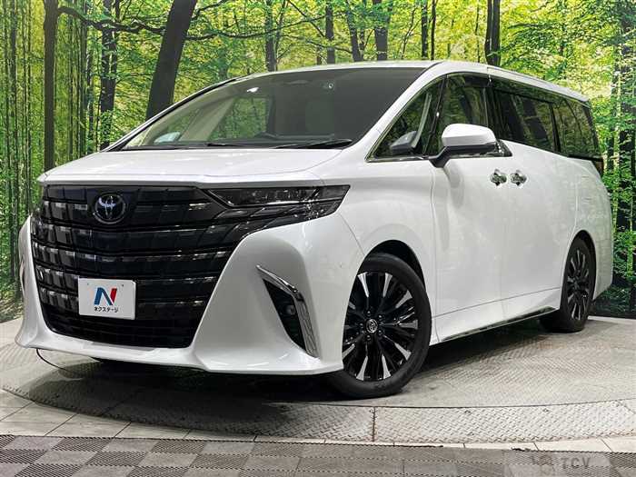 2024 Toyota Alphard Hybrid