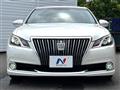 2013 Toyota Crown Majesta