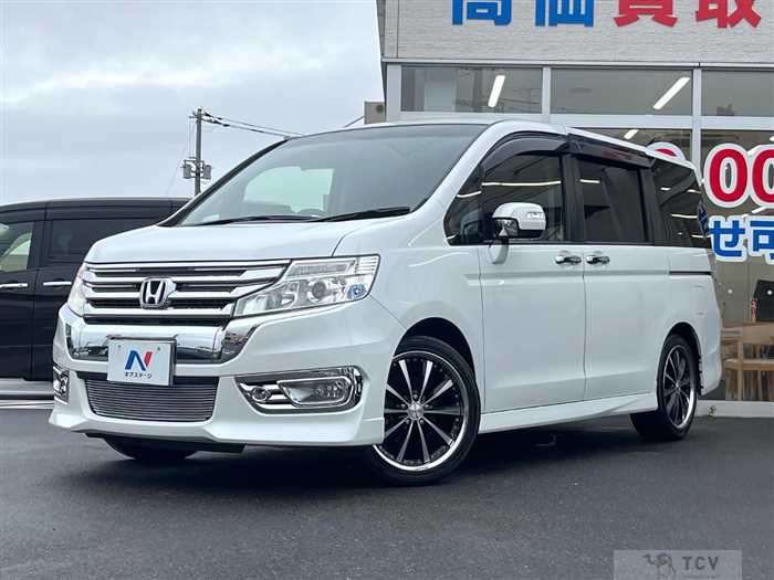 2013 Honda Step WGN